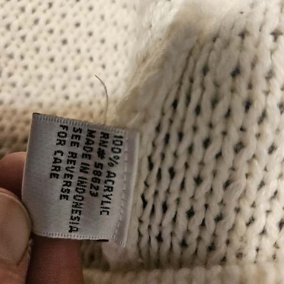 Carducci light cream button up Knit sweater with flared sleeves size Medium - Picture 10 of 12